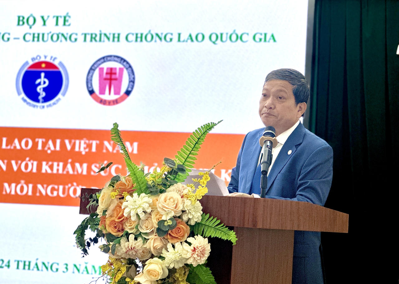 TS.BSCC Đinh Văn Lượng, Gi&aacute;m đốc Bệnh viện Phổi Trung ương, Trưởng Ban điều h&agrave;nh Chương tr&igrave;nh Chống lao Quốc gia ph&aacute;t biểu tại Lễ kỷ niệm.