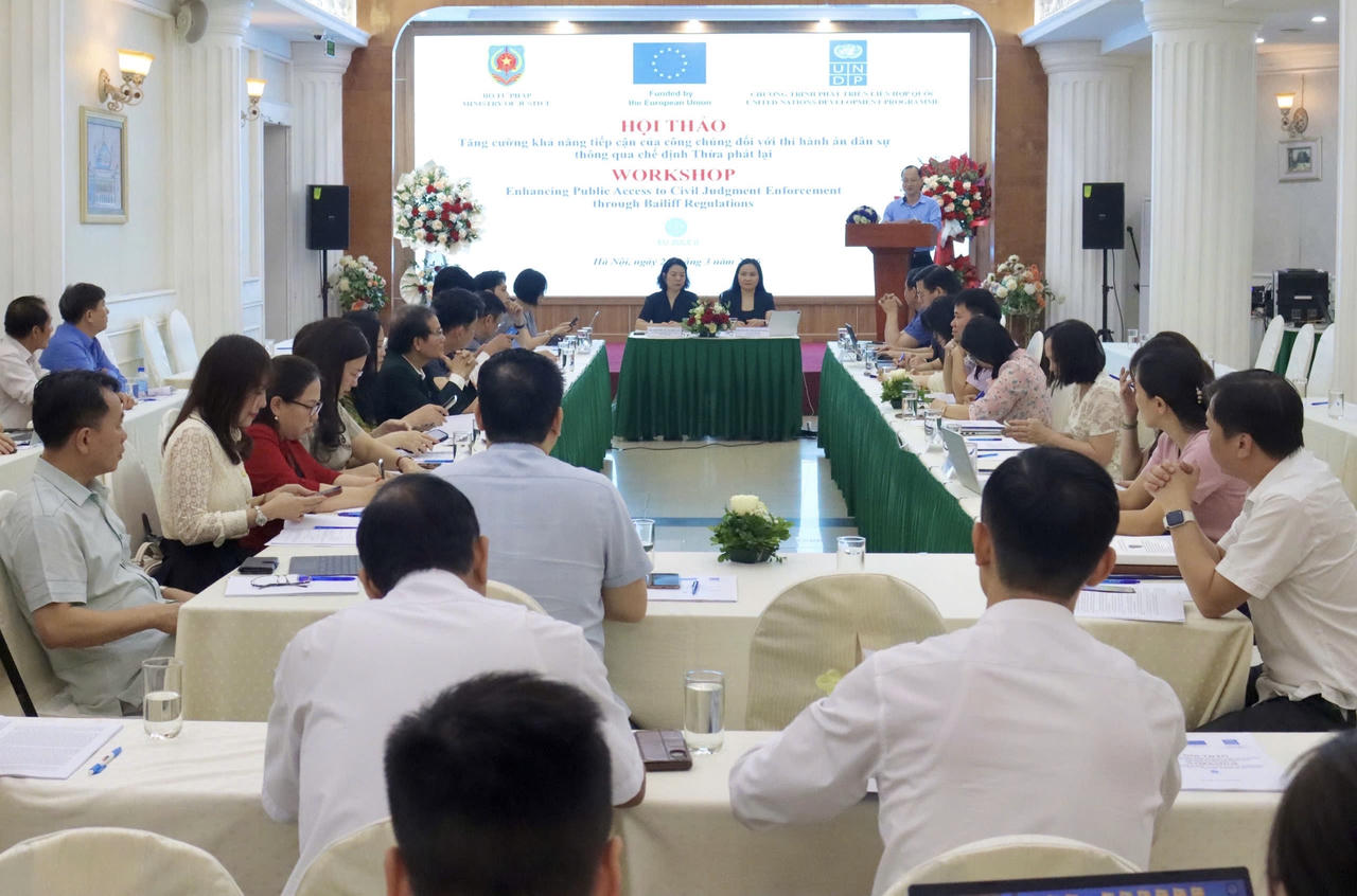 Tăng cường tiếp cận công tác thi hành án dân sự thông qua chế định Thừa phát lại
