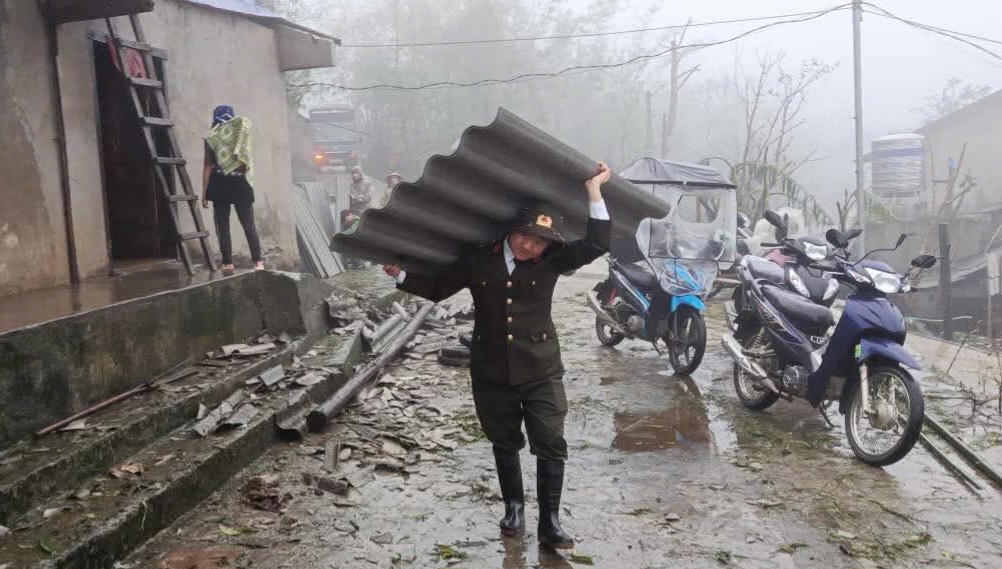 Tuyên Quang thiệt hại khoảng 50 tỷ đồng do mưa đá kèm giông lốc