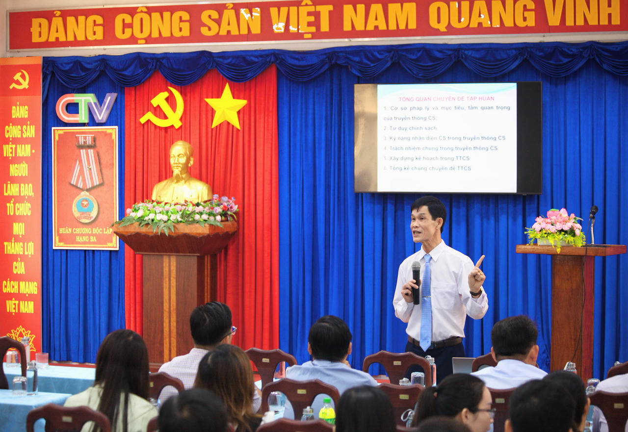 Cà Mau: Nâng cao kỹ năng truyền thông chính sách 