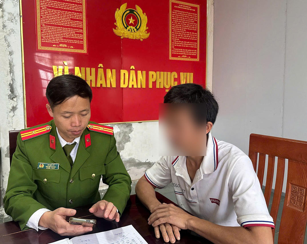 Mừng vì trúng 2,3 tỷ từ livestream cào vé, người đàn ông suýt mất 25 triệu