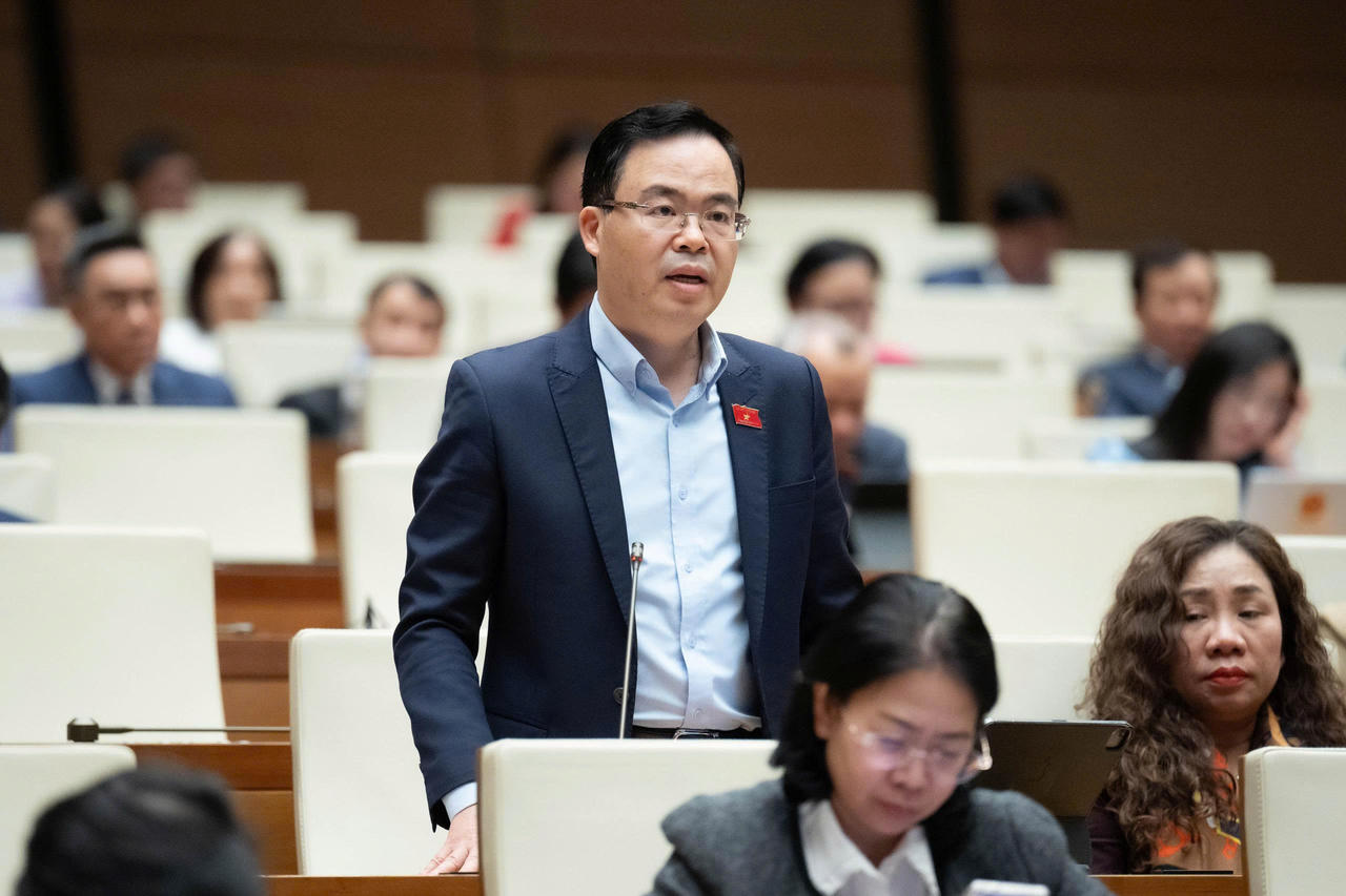 Ông Trần Văn Khải.