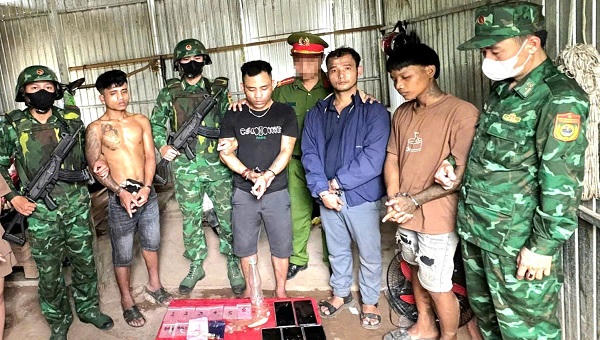 Liên tiếp triệt phá các vụ tàng trữ, sử dụng trái phép chất ma túy ở biên giới Quảng Trị