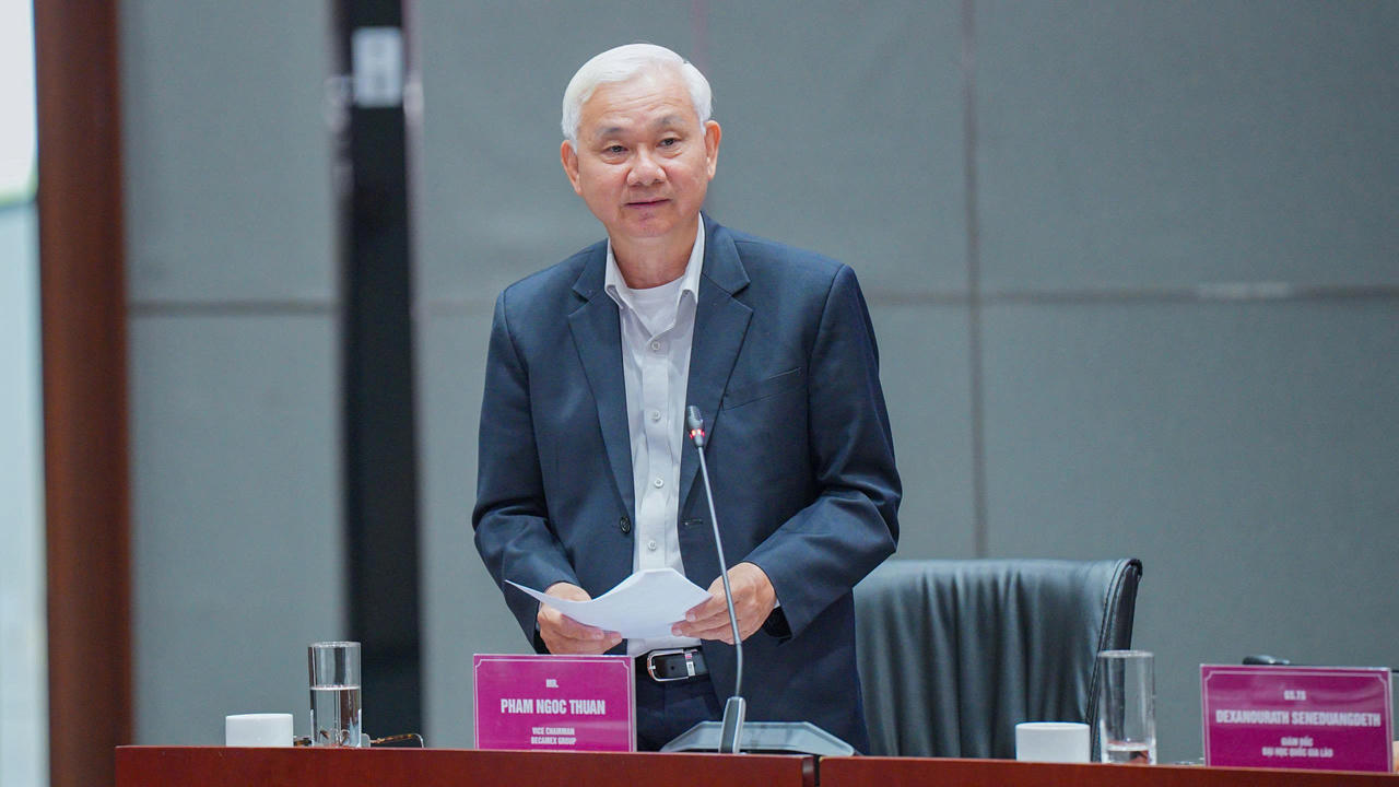 Ông Phạm Ngọc Thuận giới thiệu mô hình hệ sinh thái của Tập đoàn Becamex.