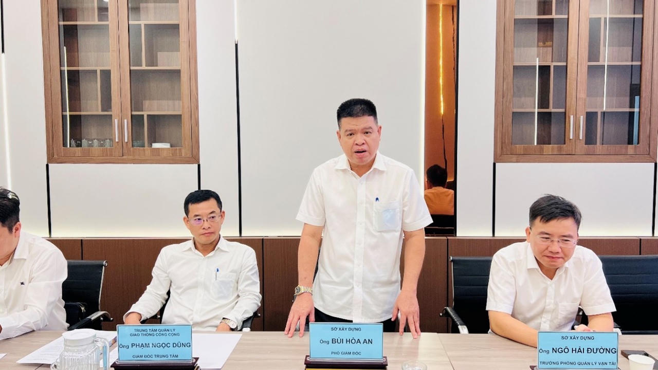 &nbsp;Phó Giám đốc Sở Xây dựng Bùi Hòa An chia sẻ tại chương trình.