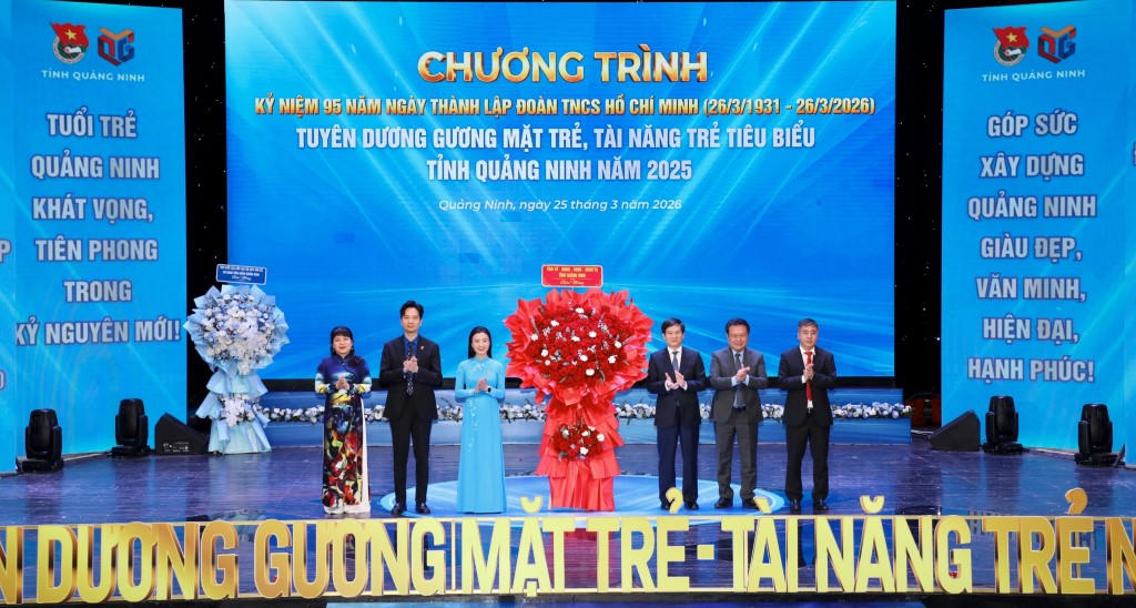 Ban Thường vụ Tỉnh Đoàn phối hợp với Báo và Phát thanh, Truyền hình Quảng Ninh tổ chức Lễ tuyên dương gương mặt trẻ, tài năng trẻ tiêu biểu tỉnh Quảng Ninh năm 2025.