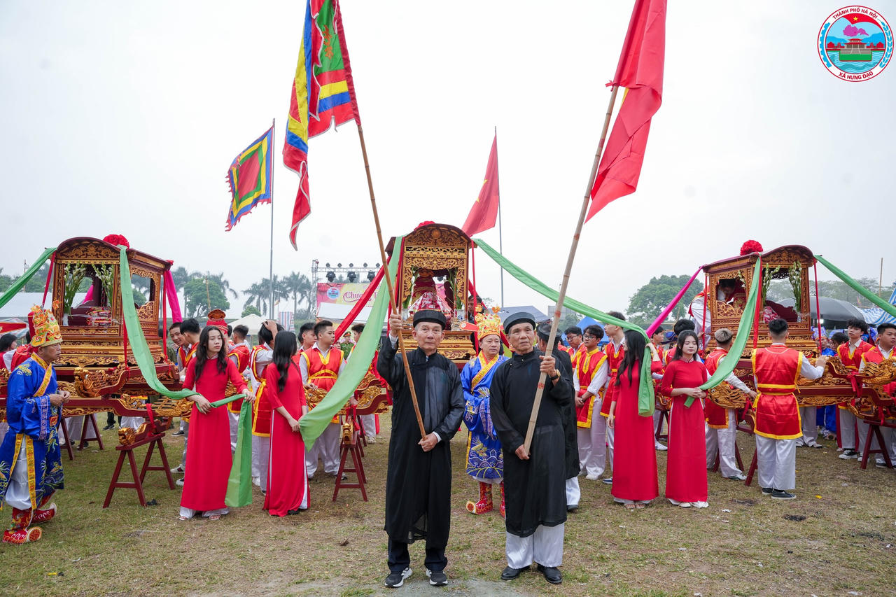 Rộn ràng lễ hội truyền thống Đình So xứ Đoài