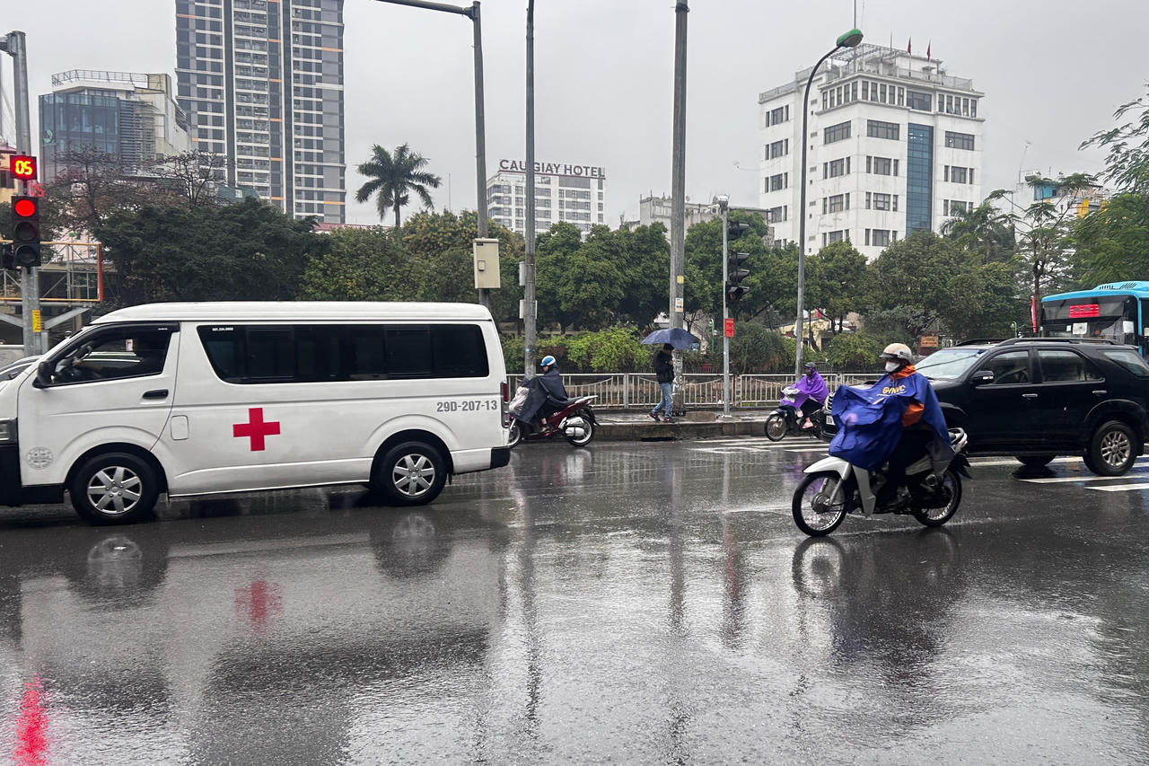 Thời tiết ngày 3/4: Bắc Bộ có mưa rào