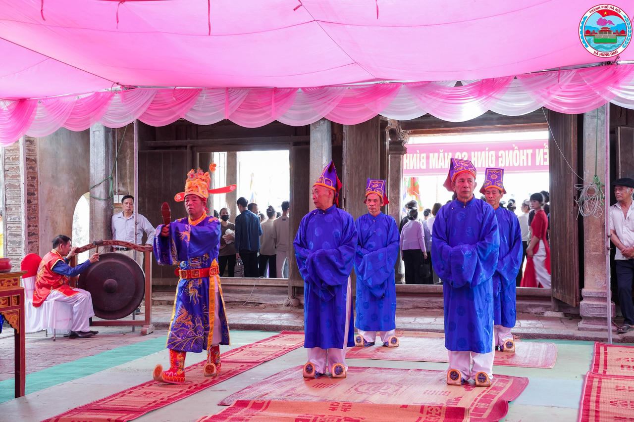 Rộn ràng lễ hội truyền thống Đình So xứ Đoài