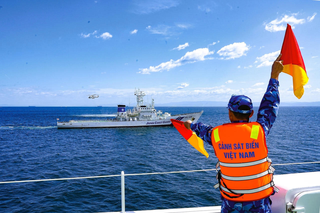 Từ 4/5, nhiều chức danh được tăng thẩm quyền xử phạt vi phạm trên biển, đảo