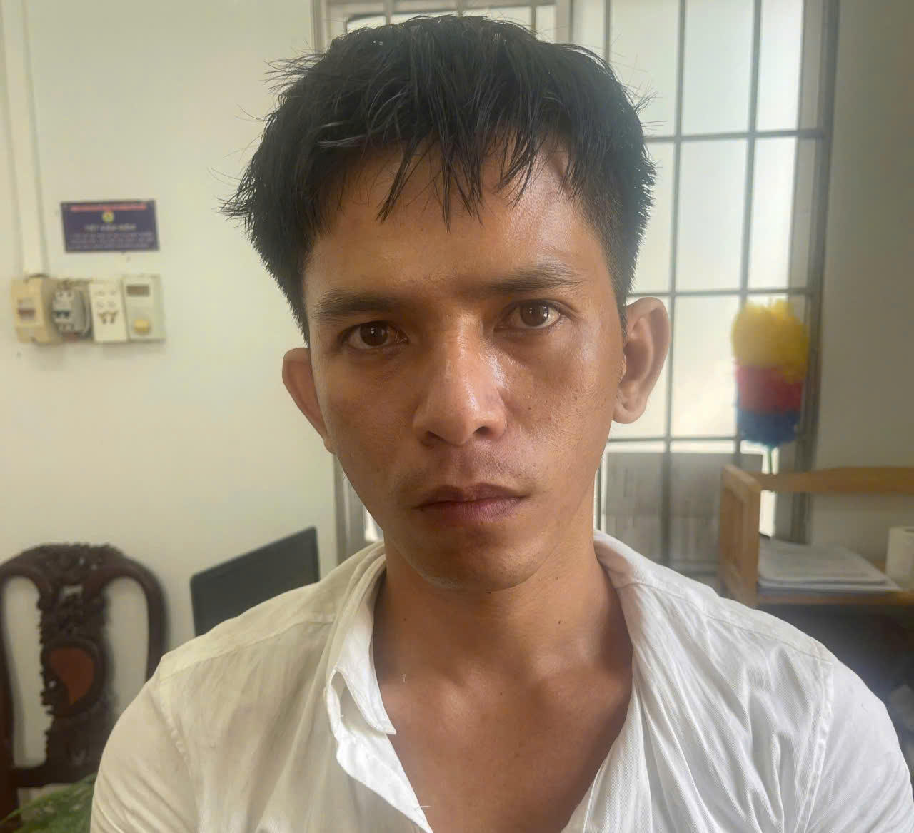 Tạm giữ đối tượng mua bán, tàng trữ trái phép gần 1kg ma túy tại Phú Quốc