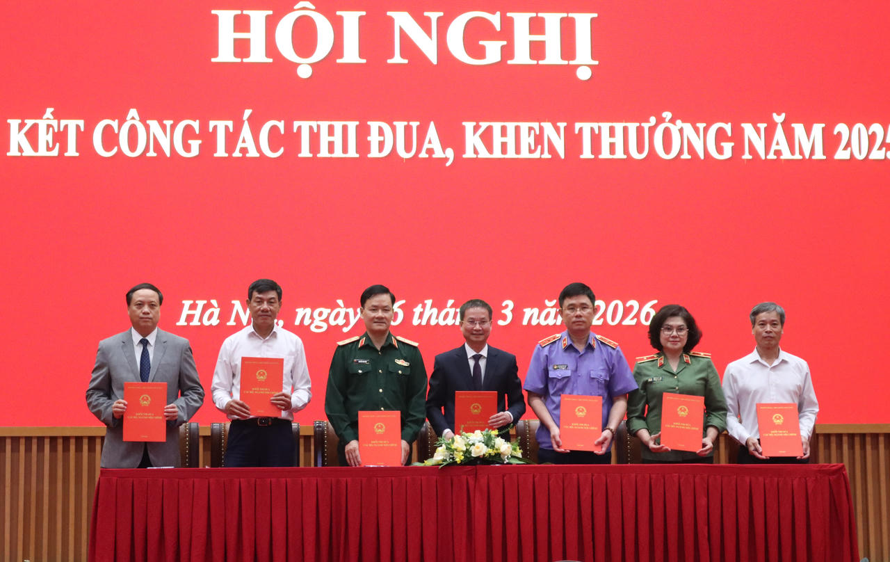 Các đơn vị trong Khối thi đua ký kết giao ước thi đua năm 2026.