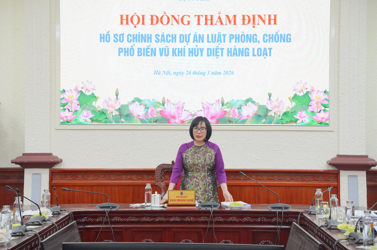 Thứ trưởng Đặng Hoàng Oanh kết luận cuộc họp.