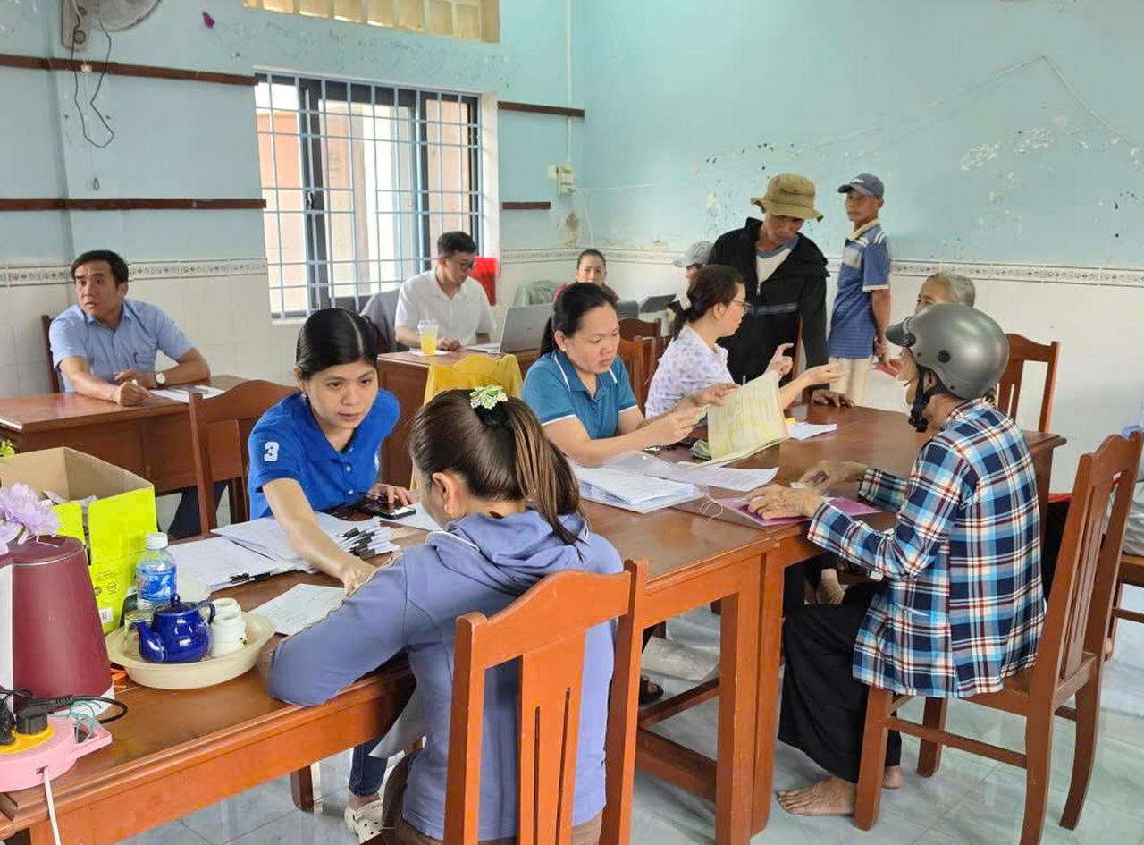 Phường Vĩnh Trạch, tỉnh Cà Mau thí điểm mô hình “Hành chính lưu động”, đưa dịch vụ công đến gần dân