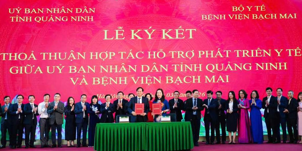 Quảng Ninh và Bệnh viện Bạch Mai ký kết thỏa thuận hợp tác y tế
