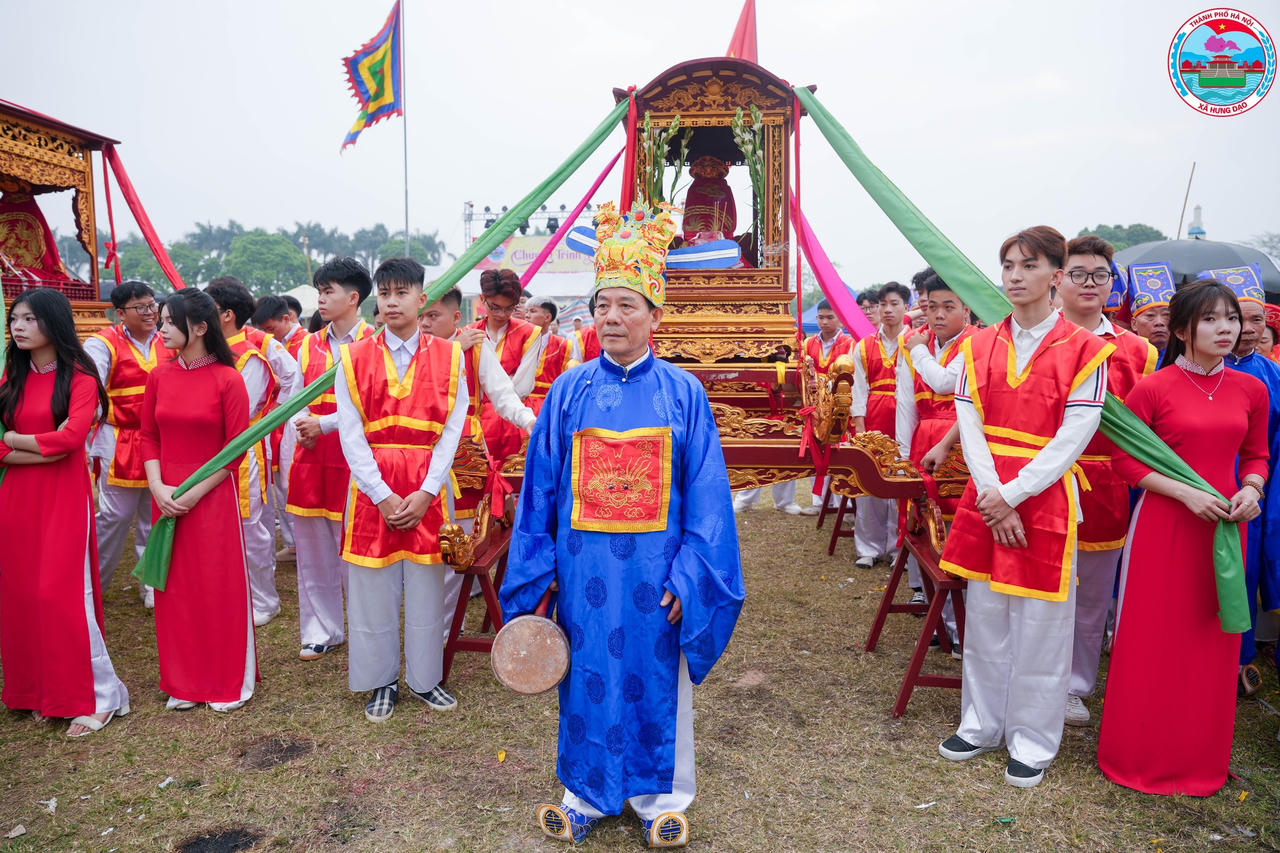 Rộn ràng lễ hội truyền thống Đình So xứ Đoài