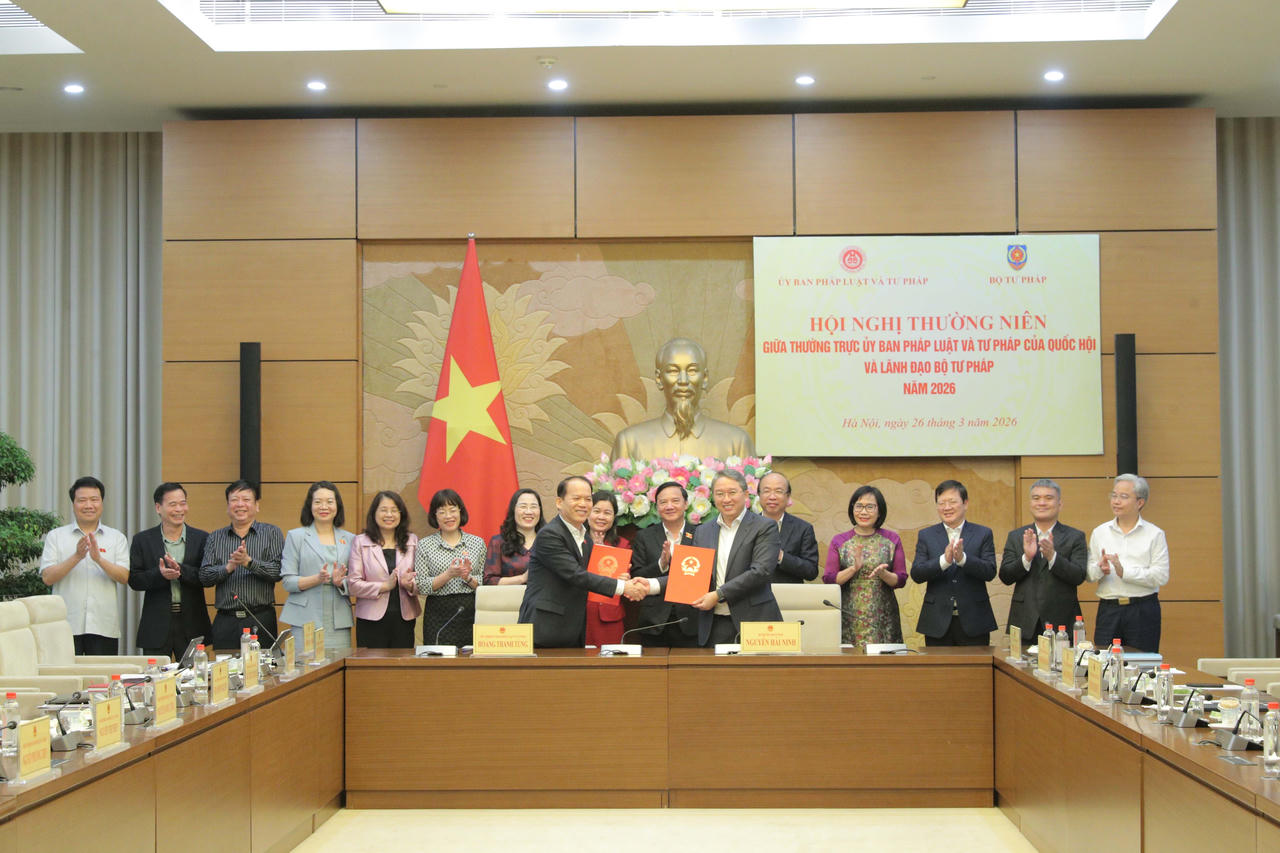 Nâng cao hiệu quả công tác phối hợp giữa Thường trực Ủy ban Pháp luật và Tư pháp của Quốc hội với Bộ Tư pháp