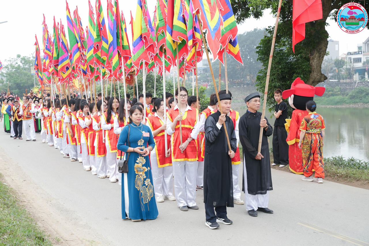 Rộn ràng lễ hội truyền thống Đình So xứ Đoài