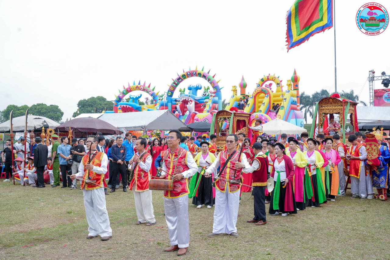 Rộn ràng lễ hội truyền thống Đình So xứ Đoài