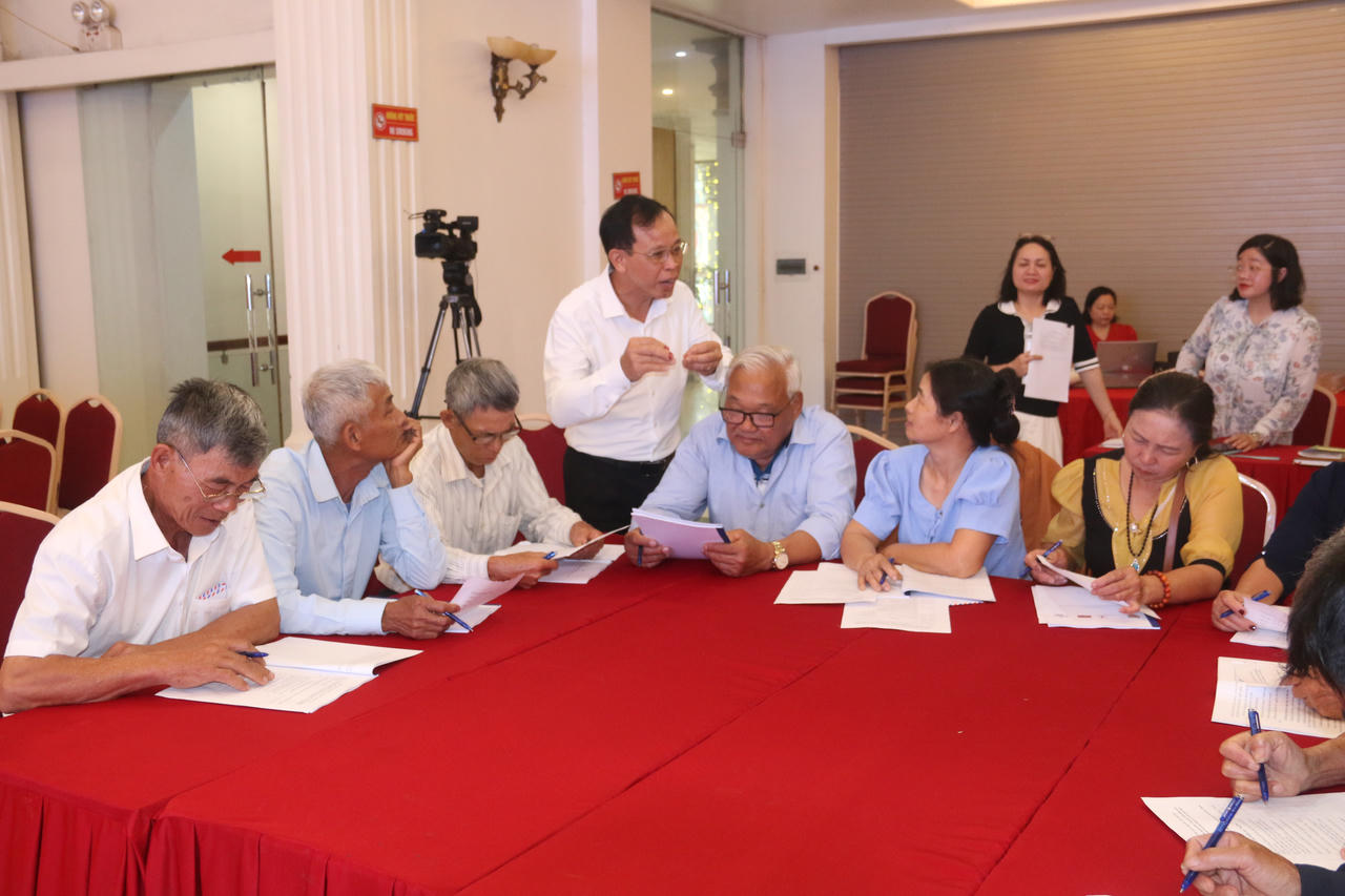 Tập huấn về bình đẳng giới, phòng chống bạo lực gia đình, tiếp cận trợ giúp pháp lý