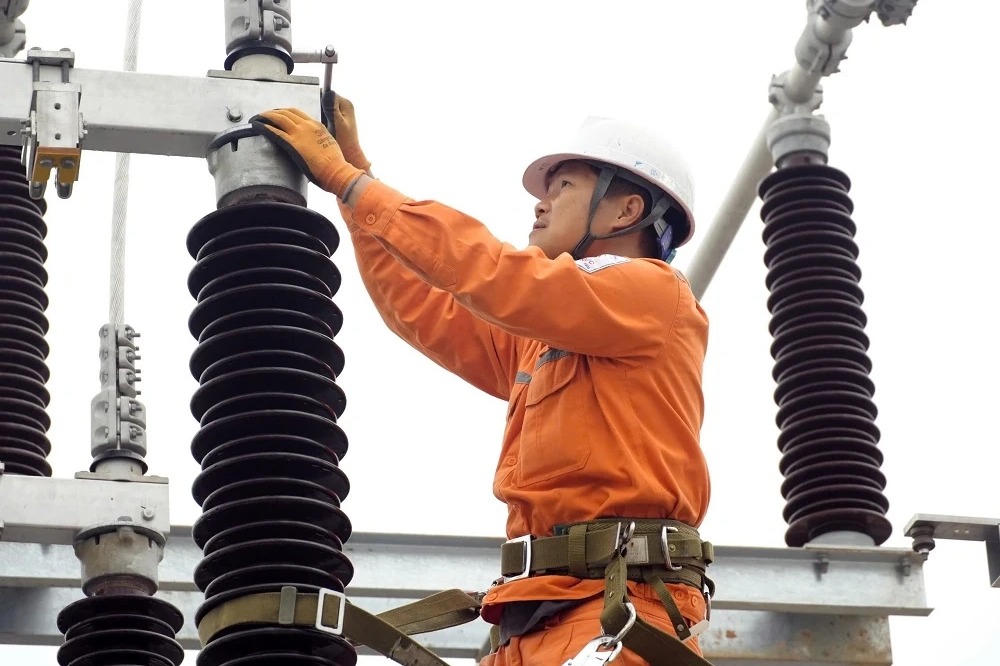 Áp lực hạ tầng điện trước đà tăng trưởng công nghiệp
