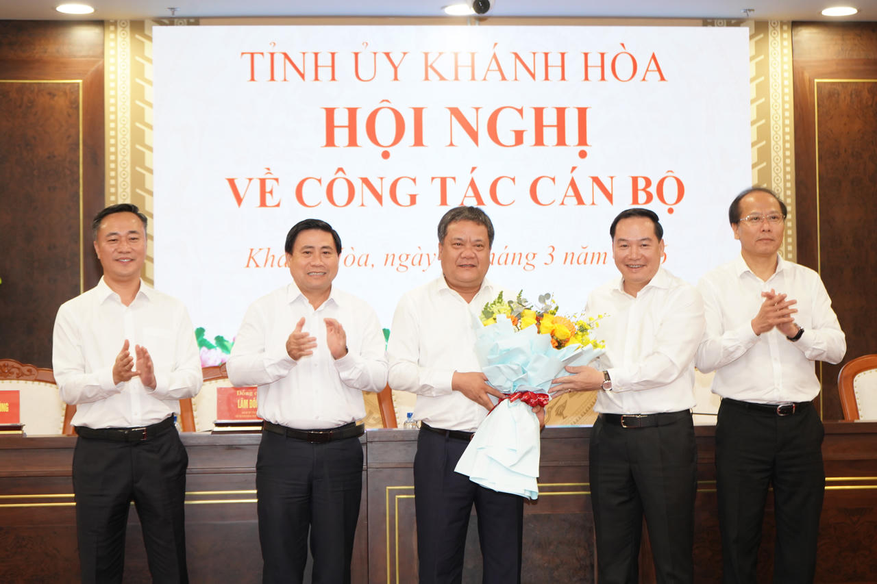 Ông Trần Phong được bầu giữ chức Bí thư Tỉnh ủy Khánh Hòa