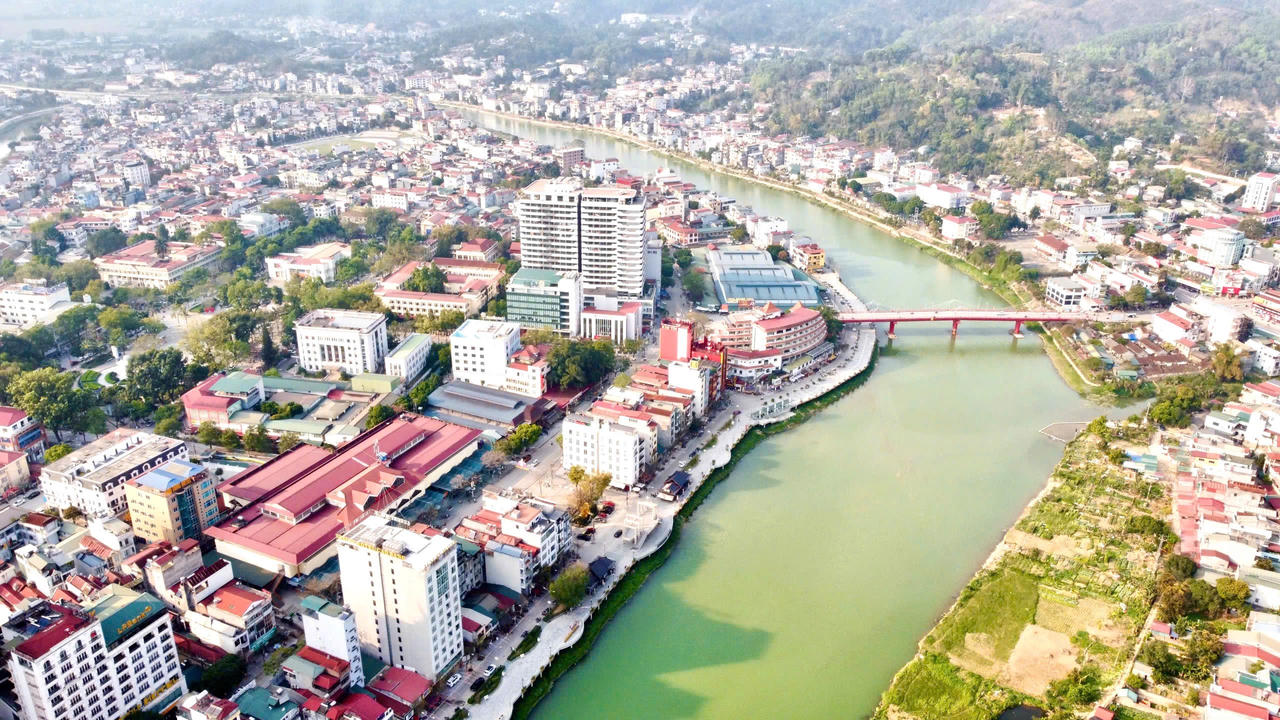 Cao Bằng: Nơi bốn mùa ngưng đọng trong sắc xanh miền biên viễn
