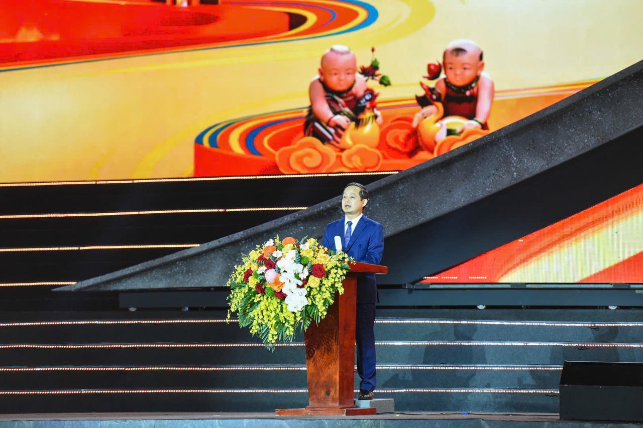 Chủ tịch UBND tỉnh Bắc Ninh Phạm Hoàng Sơn phát biểu khai mạc.