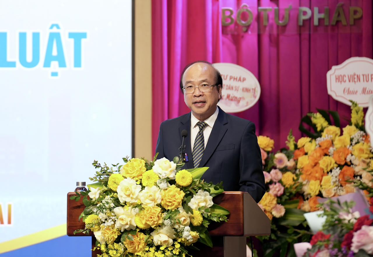 Thứ trưởng Phan Chí Hiếu phát biểu chỉ đạo tại Hội nghị.