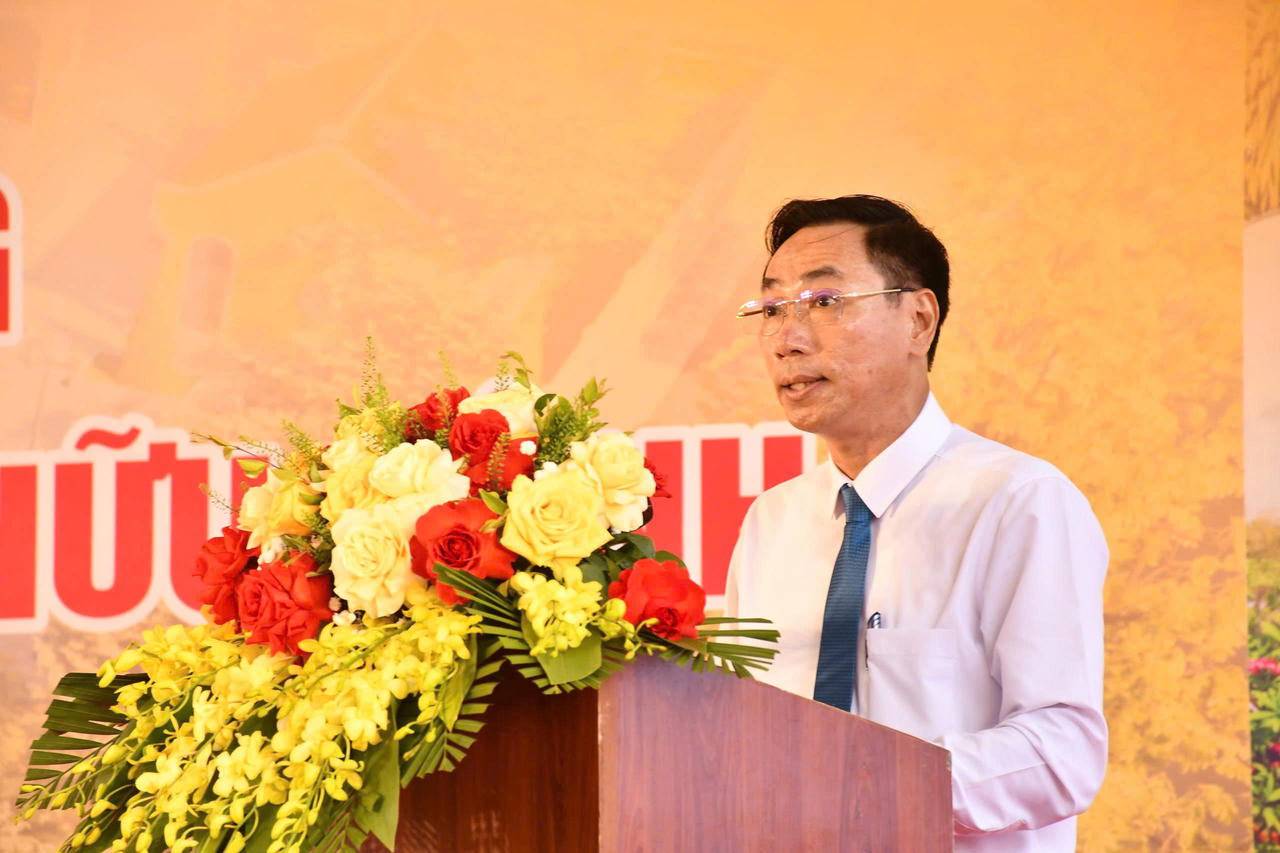 Giám đốc Sở Văn hóa, Thể thao và Du lịch tỉnh Quảng Trị Lê Minh Tuấn phát biểu tại buổi lễ.