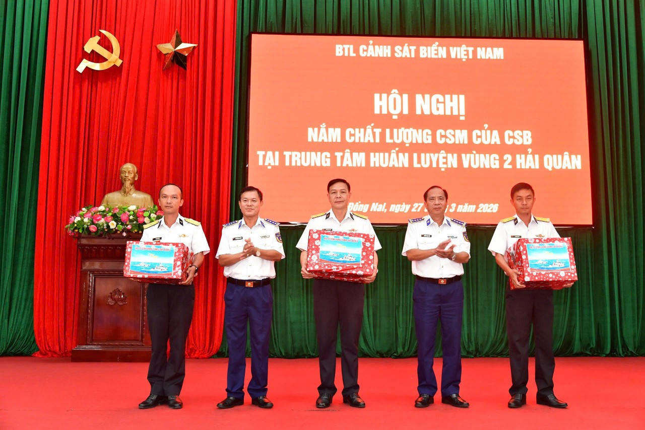 BTL Vùng Cảnh sát biển 4 khảo sát, nắm chất lượng của tân binh