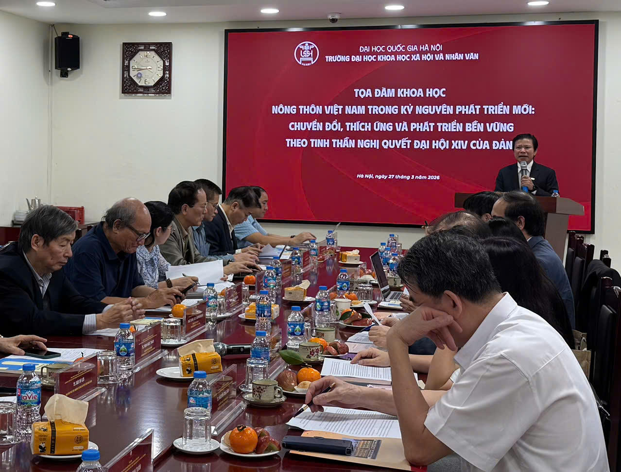 GS.TS. Hoàng Anh Tuấn phát biểu khai mạc Tọa đàm. (Ảnh: PV)