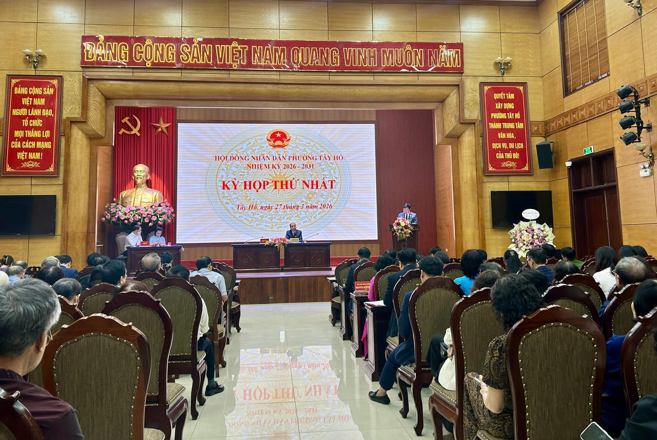 HĐND phường Tây Hồ khóa II, nhiệm kỳ 2026-2031 tổ chức kỳ họp thứ Nhất. (Ảnh Thùy Dương).