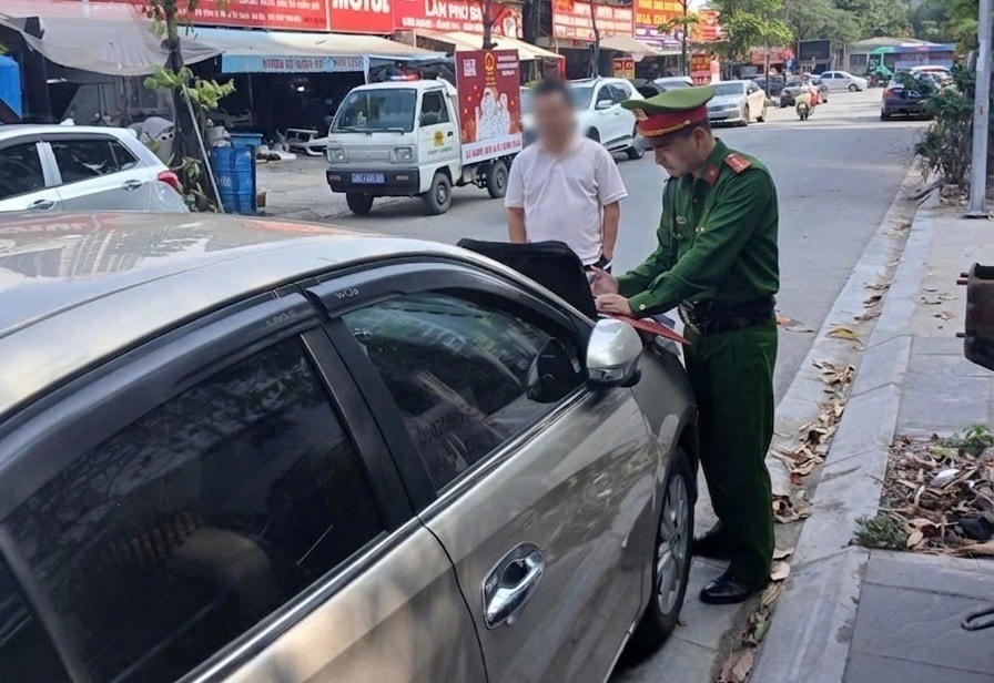 Cầu Giấy (Hà Nội) quyết liệt lập lại trật tự đô thị, đảm bảo an toàn giao thông