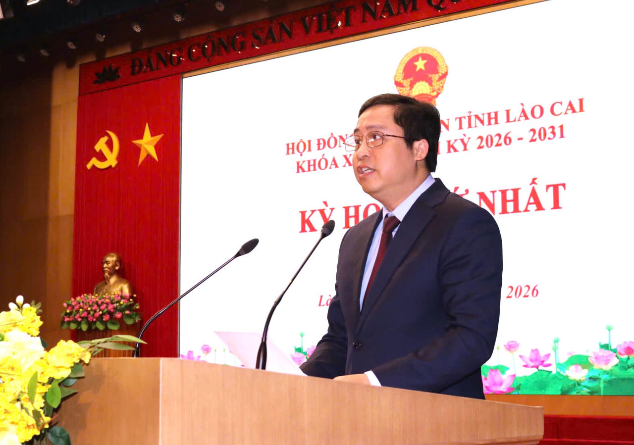 Ông Dương Quốc Huy - Bí thư Tỉnh ủy Lào Cai phát biểu chỉ đạo Kỳ họp.