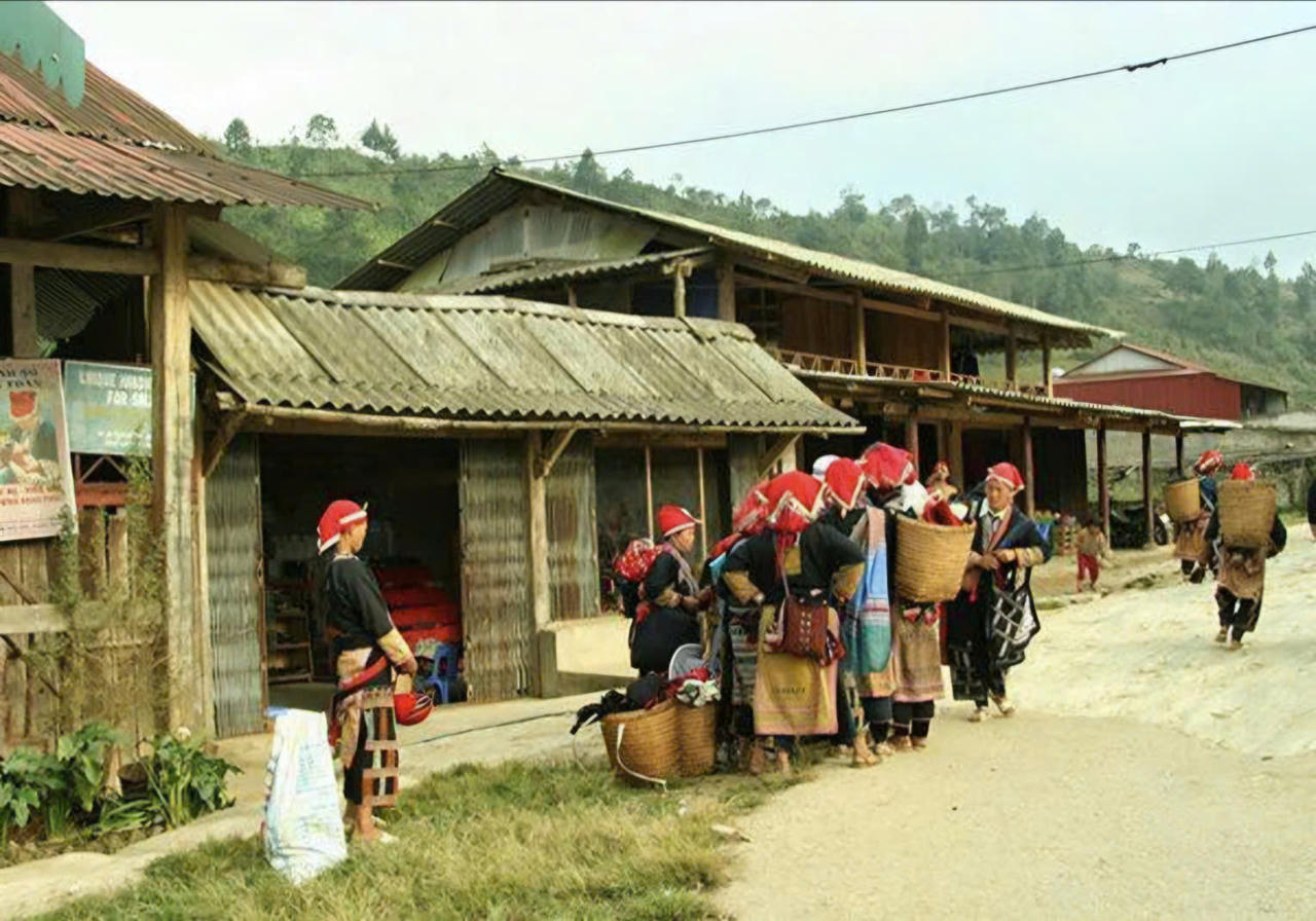 Chính sách phát huy hiệu quả, củng cố “thế trận lòng dân” vùng dân tộc thiểu số