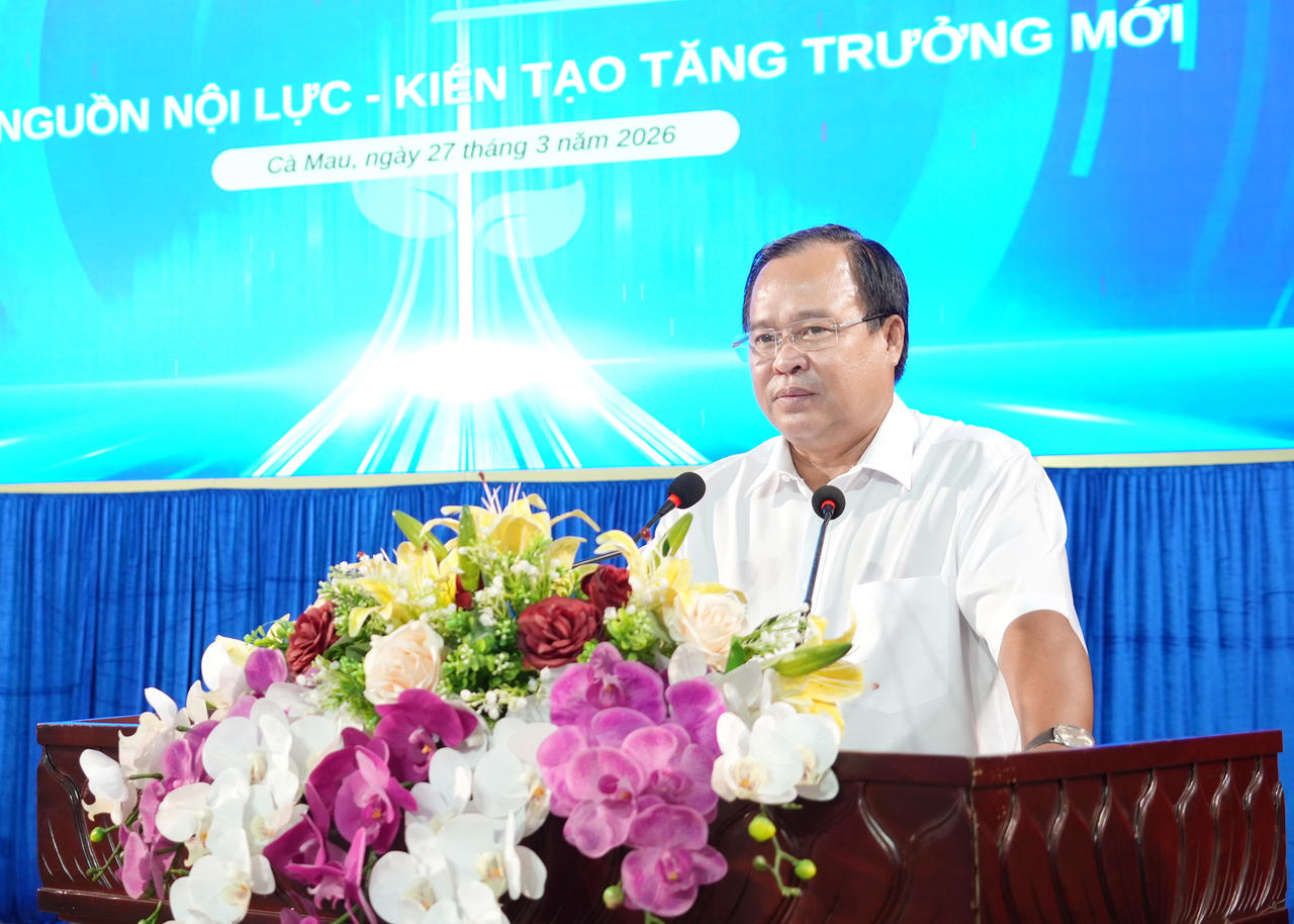 Ông Nguyễn Minh Luân - Ủy viên BTV Tỉnh ủy, Phó Chủ tịch UBND tỉnh Cà Mau phát biểu tại Diễn đàn.