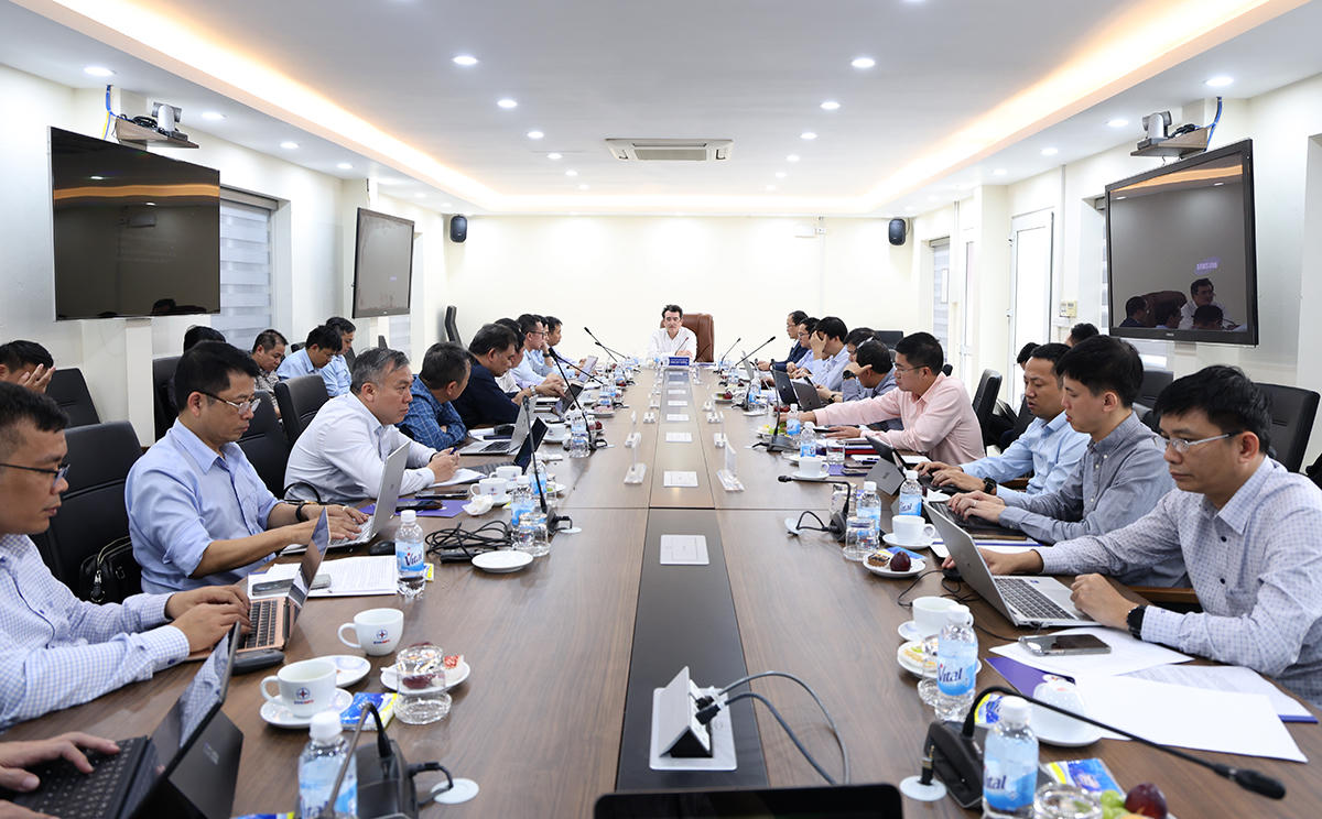 Rà soát tiến độ các công trình lưới điện truyền tải, đảm bảo cung ứng điện năm 2026