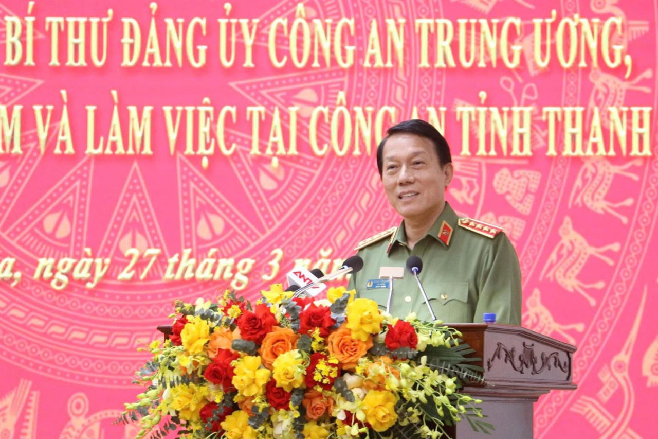 Bộ trưởng Lương Tam Quang phát biểu chỉ đạo tại buổi làm việc.