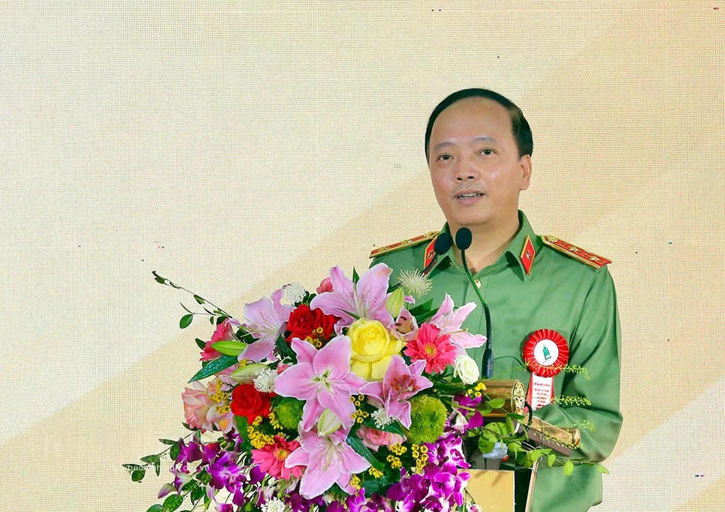 Trung tướng Đặng Hồng Đức - Thứ trưởng Bộ Công an phát biểu tại buổi lễ. (Ảnh: Trần Ích)