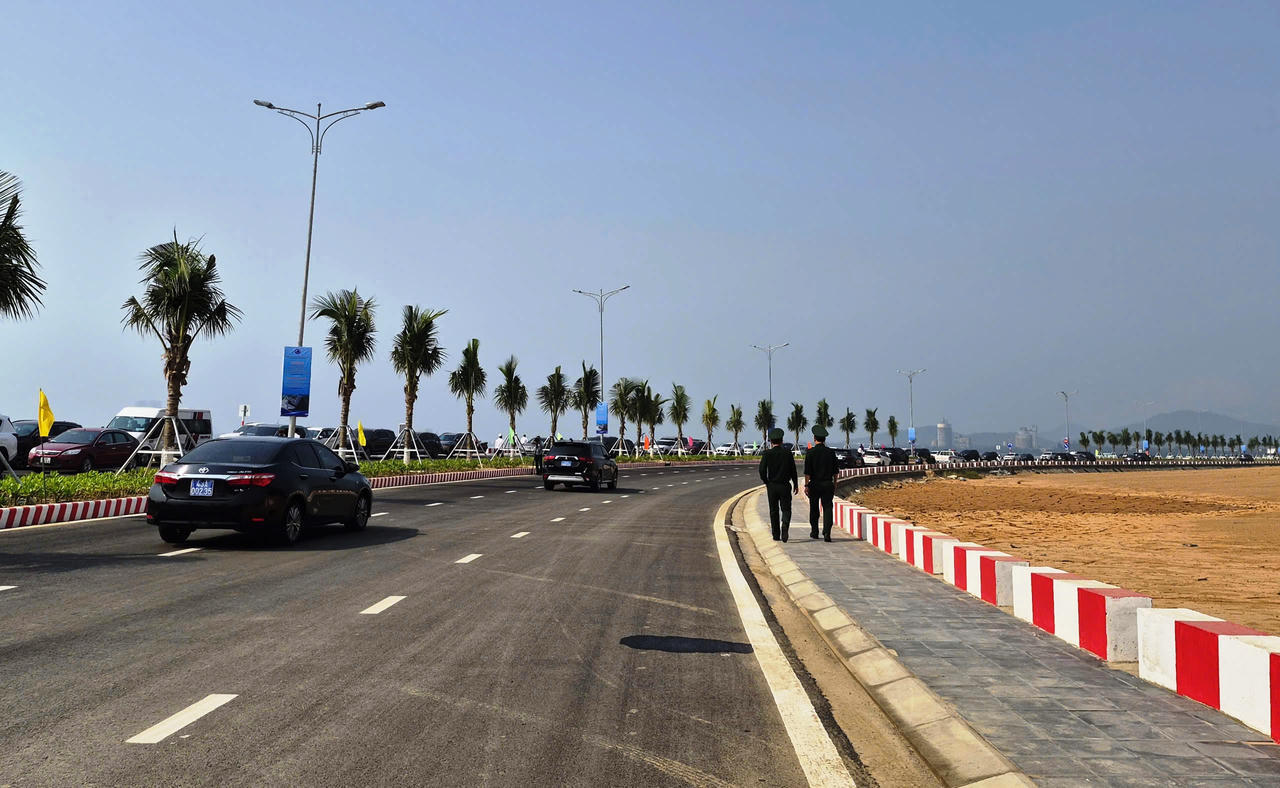 Tuyến đường dẫn vào cảng Liên Chiểu.