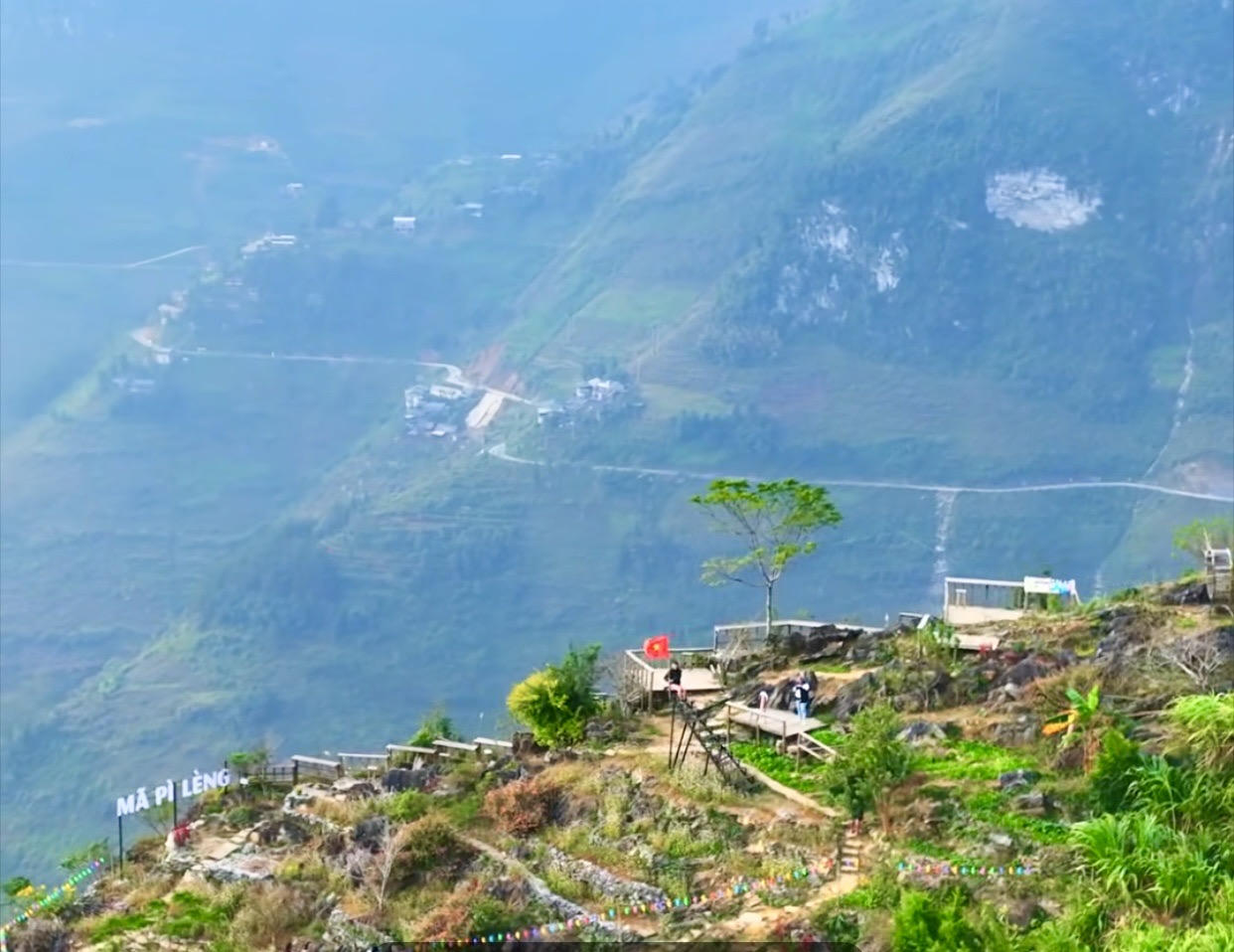 Nhiều cảnh quan thiên nhiên hùng vĩ để du khách trải nghiệm tại Tuyên Quang.(Ảnh: Lê Hanh)