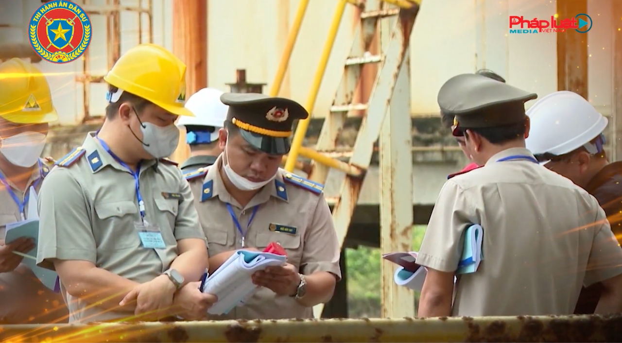 Chuyển đổi số trong Thi hành án dân sự: “Chìa khóa” minh bạch hóa quy trình, giảm thiểu thời gian, chi phí
Bài 1: Chuyển đổi số: Xu thế tất yếu, hướng tới nền hành chính chuyên nghiệp, phục vụ