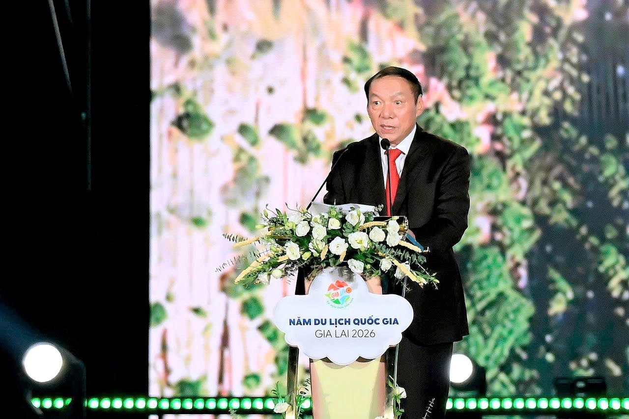 Bộ trưởng Bộ Văn hóa, Thể thao và Du lịch Nguyễn Văn Hùng phát biểu khai mạc chương trình.