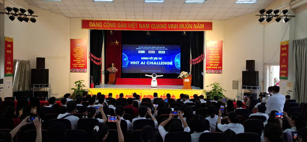 Hình ảnh robot trình diễn