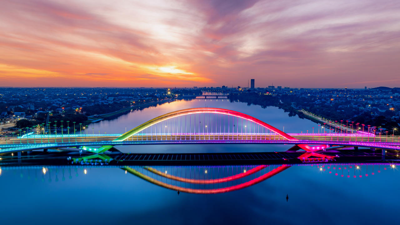 Phóng sự ảnh: Những nhịp cầu Huế - Nối dòng ký ức, mở lối tương lai (Bài 3): Cầu Nguyễn Hoàng - biểu tượng kiến trúc, động lực phát triển mới