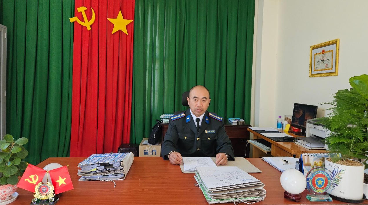 Chấp hành viên sáng mắt sau biến cố mù loà nguyện cống hiến cho nghề Thi hành án