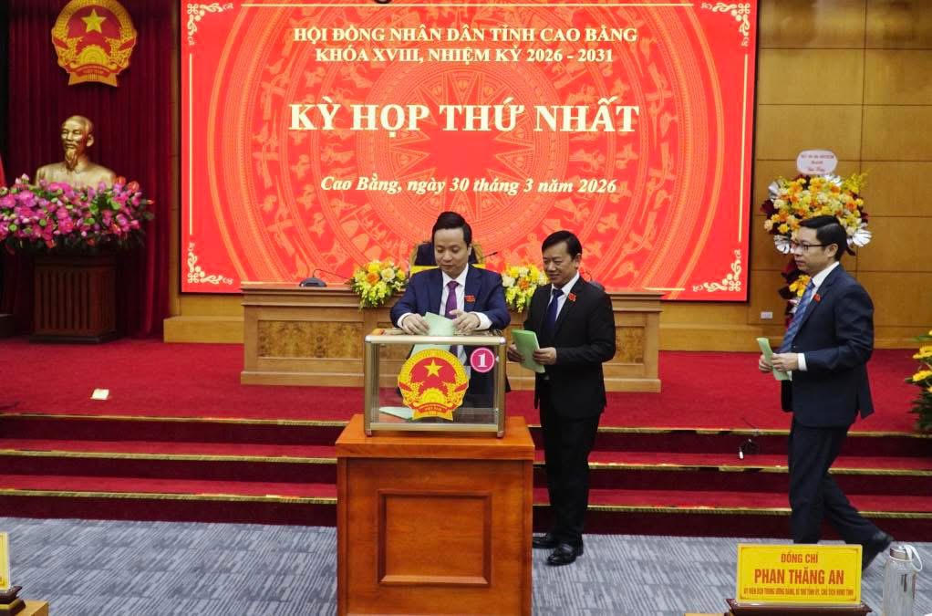 Ông Phan Thăng An, Bí thư tỉnh Cao Bằng được bầu giữ chức Chủ tịch HĐND tỉnh