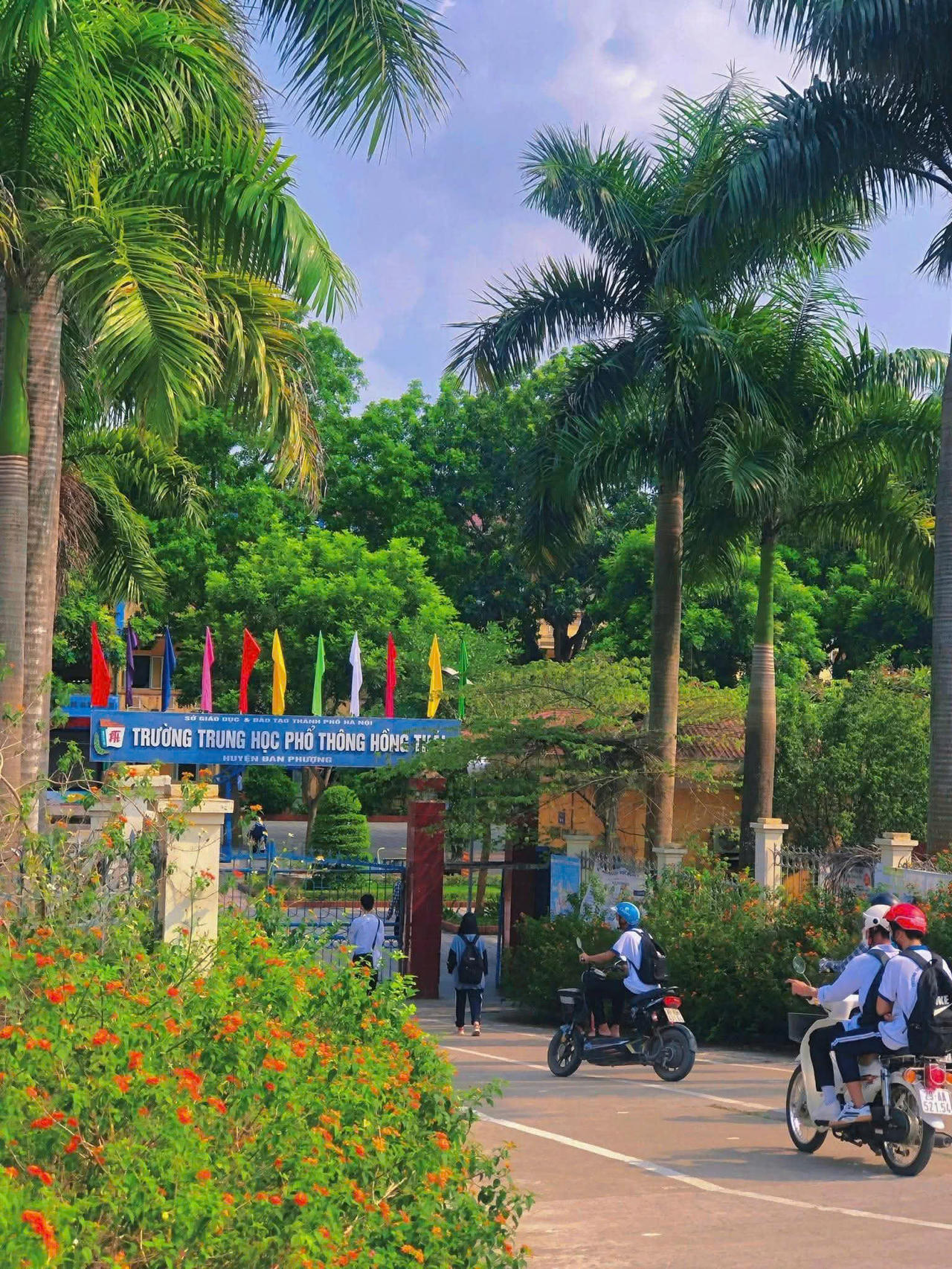 Hướng tới 30 năm thành lập Trường THPT Hồng Thái: Gọi tên một mùa ký ức đã xa