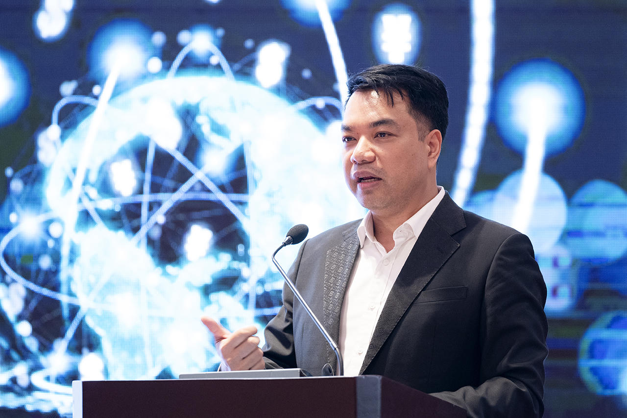 TS. Mạc Quốc Anh - Viện trưởng Viện Kinh tế và Phát triển Doanh nghiệp,&nbsp;Tổng Thư ký Hiệp hội Doanh nghiệp          nhỏ và vừa TP Hà Nội phát biểu tại hội thảo.